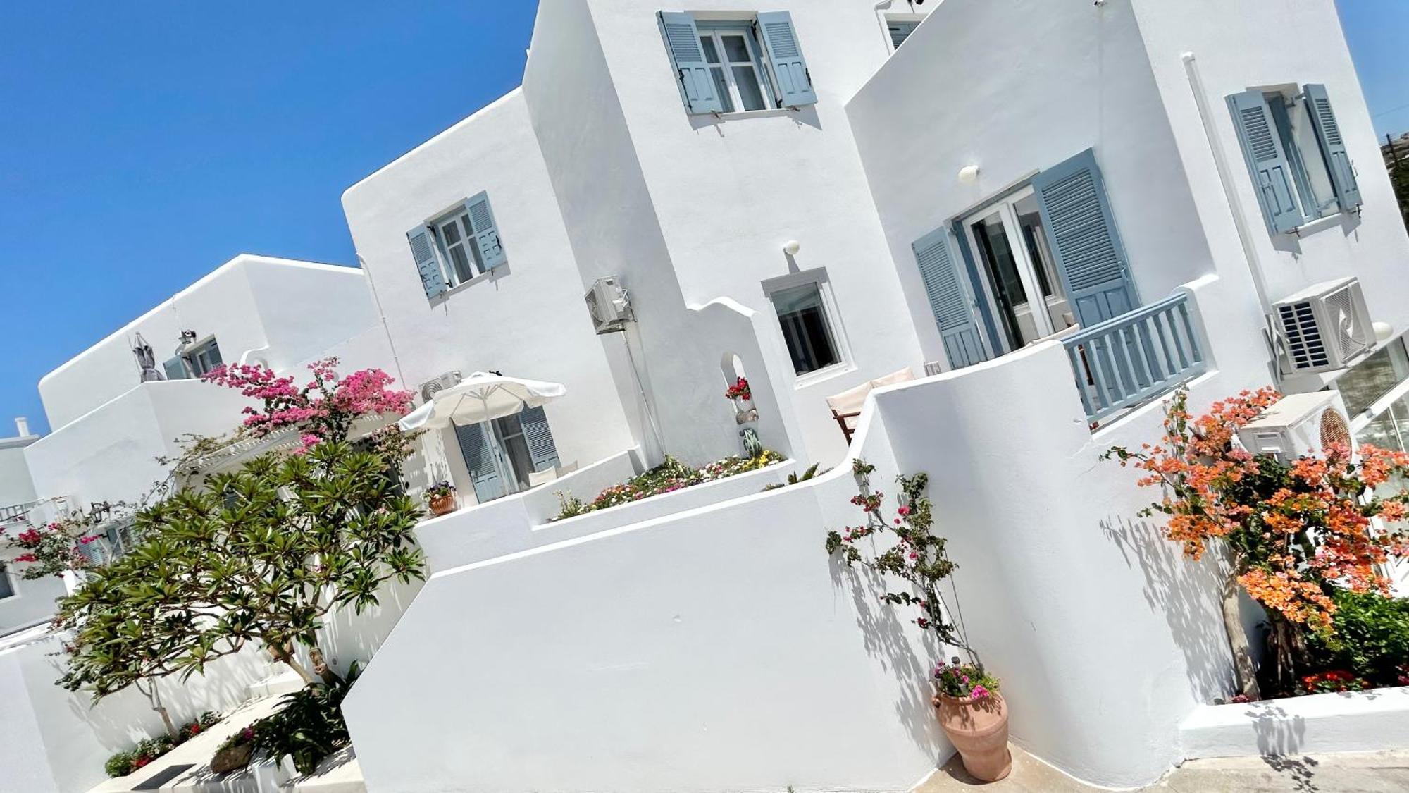 Anita Rooms & Suites Milos Адамас Экстерьер фото